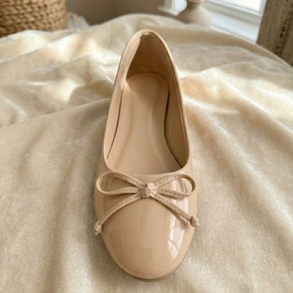 Pazzle Nude Patent Ballet Flats with Bow Slip On - Picture 4 of 5